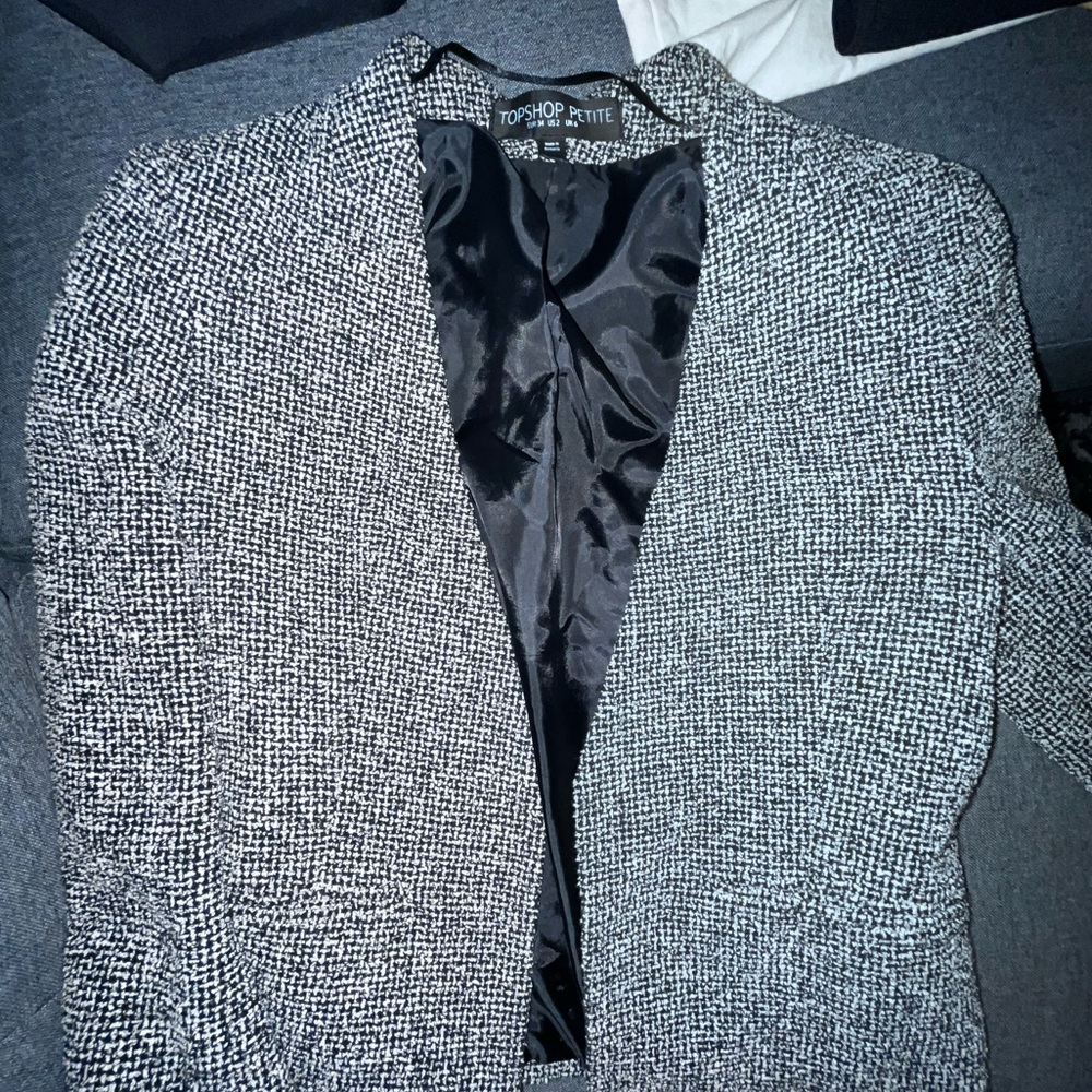 Topshop black and white tight fit blazer